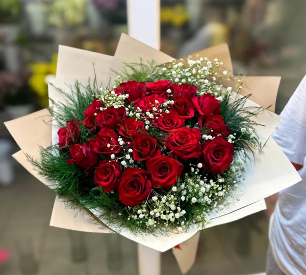20li-Kirmizi-Gul-Buketi-Ay-Flowers